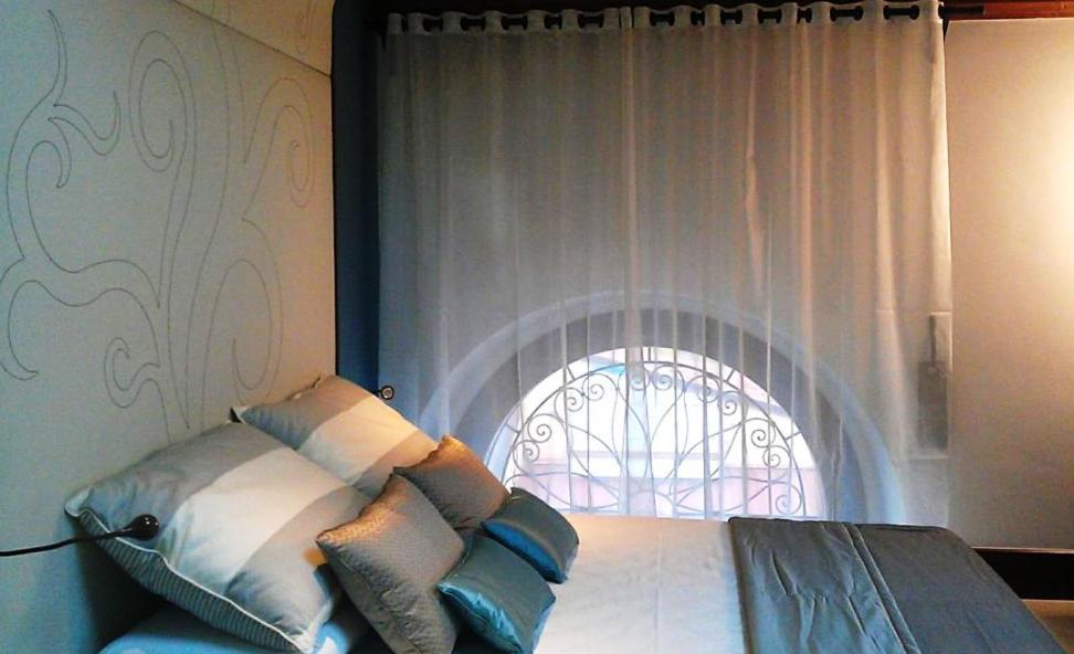 Hotel Palazzo Fortunato SantʼAgata di Militello Rom bilde