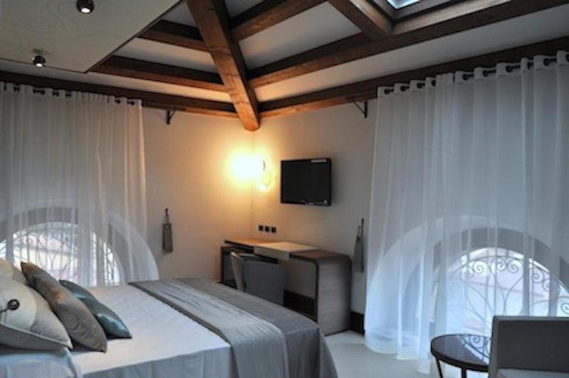 Hotel Palazzo Fortunato SantʼAgata di Militello Rom bilde