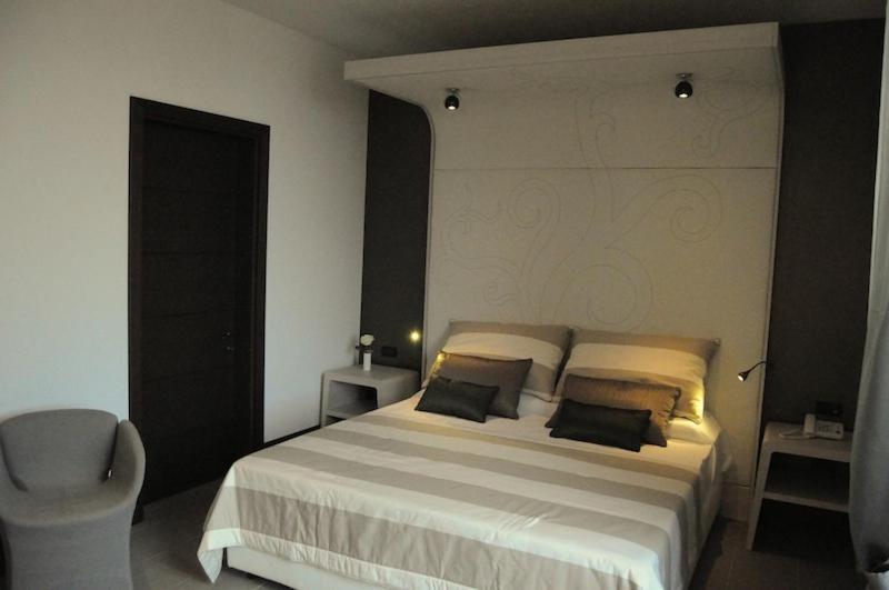 Hotel Palazzo Fortunato SantʼAgata di Militello Eksteriør bilde