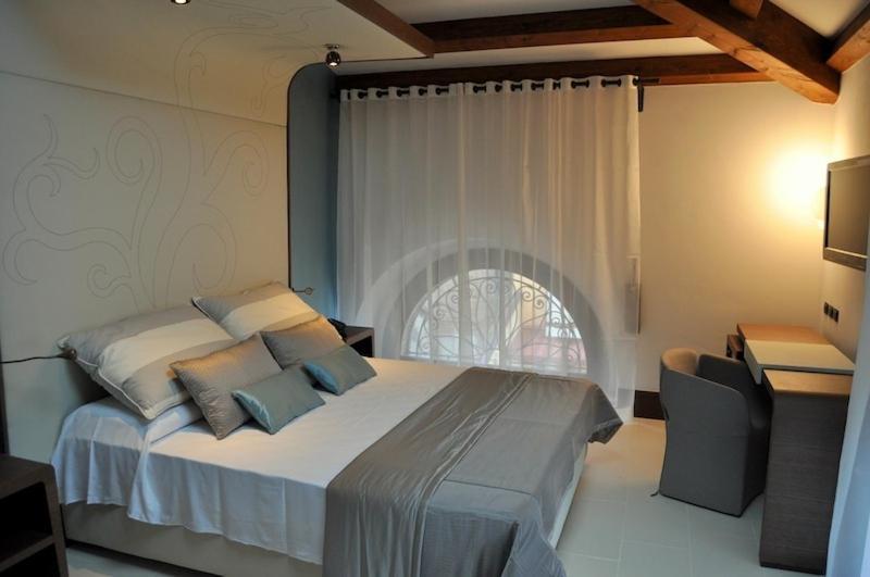 Hotel Palazzo Fortunato SantʼAgata di Militello Eksteriør bilde